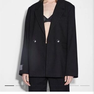 KSUBI bond blazer